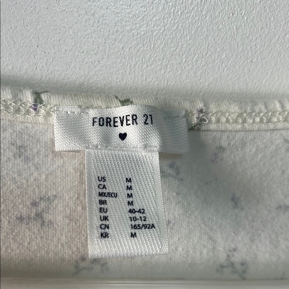 Forever 21 Long Sleeve Floral Crop Top Size:M - Picture 3 of 9